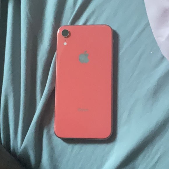 iPhone XR Great Condition No Cracks Boost Mobile Carrier